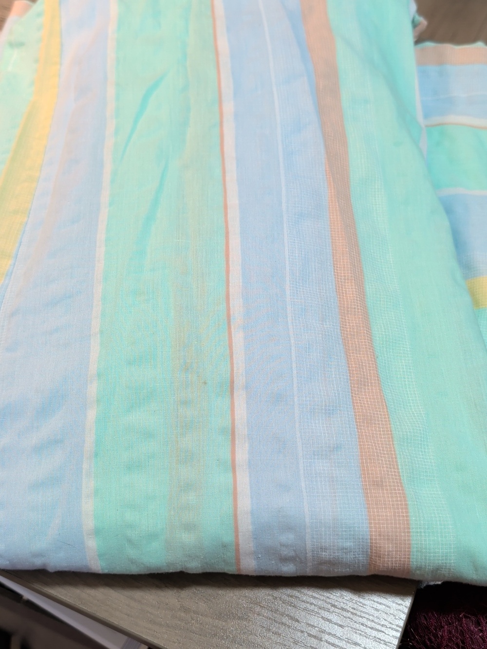 Vintage 80's Zip Front Robe Woth Pockets In Pastel Stripes - Picture 6 of 6
